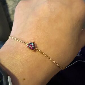 🆕 Kate Spade Gold Heart Bracelet with Multicolor Gem with extenders.
